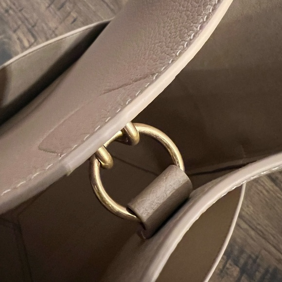 Celine Sangle shoulder bucket bag brand new authentic - Picture 8 of 11